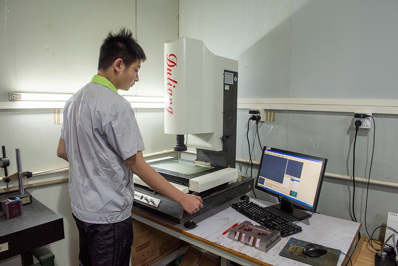 注塑模具加工 注塑模具加工